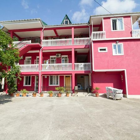Guest House Imeda Kvariati Bagian luar foto